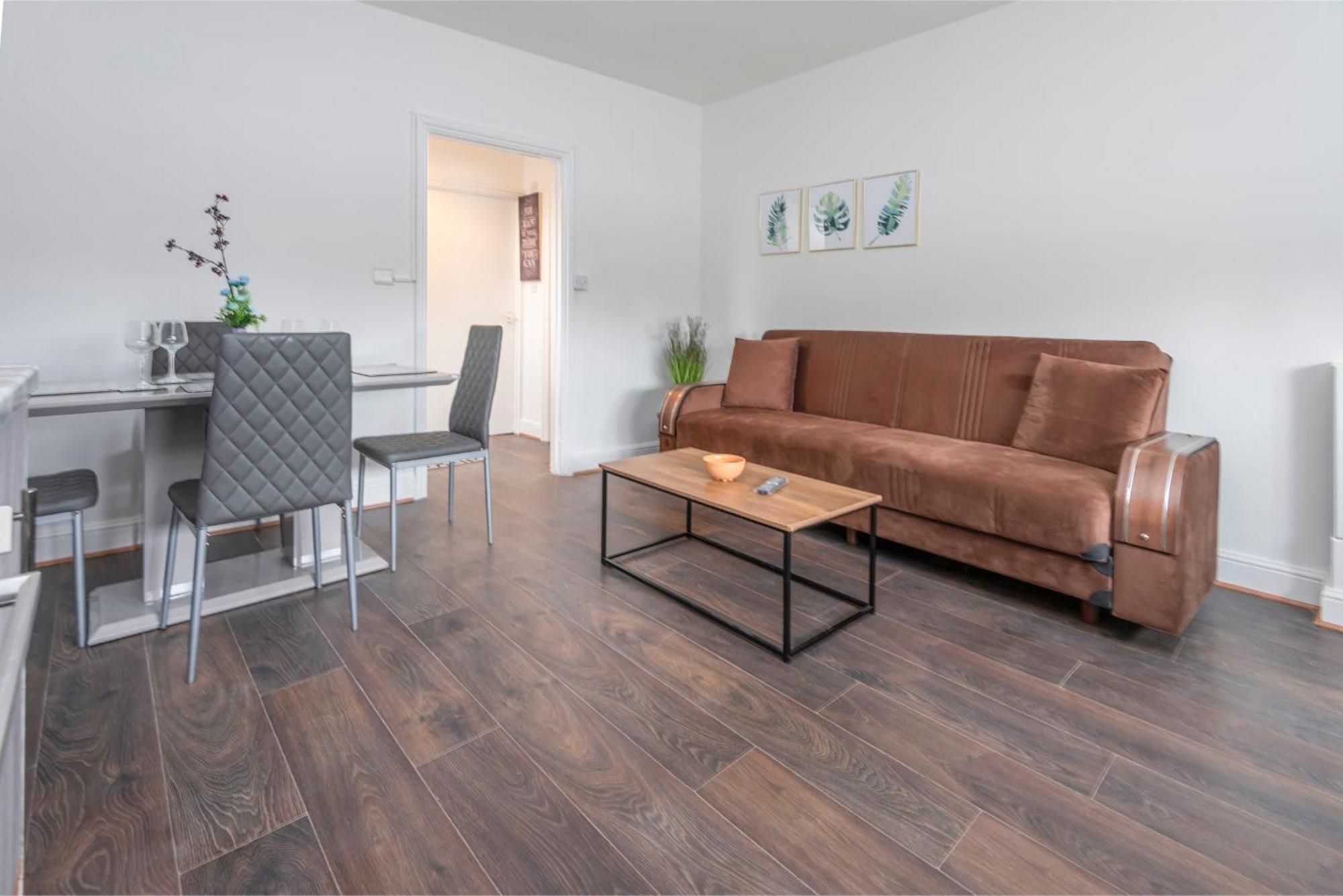 Modern Family Home W/Wi-Fi, Netflix, Self Check-In London Kültér fotó