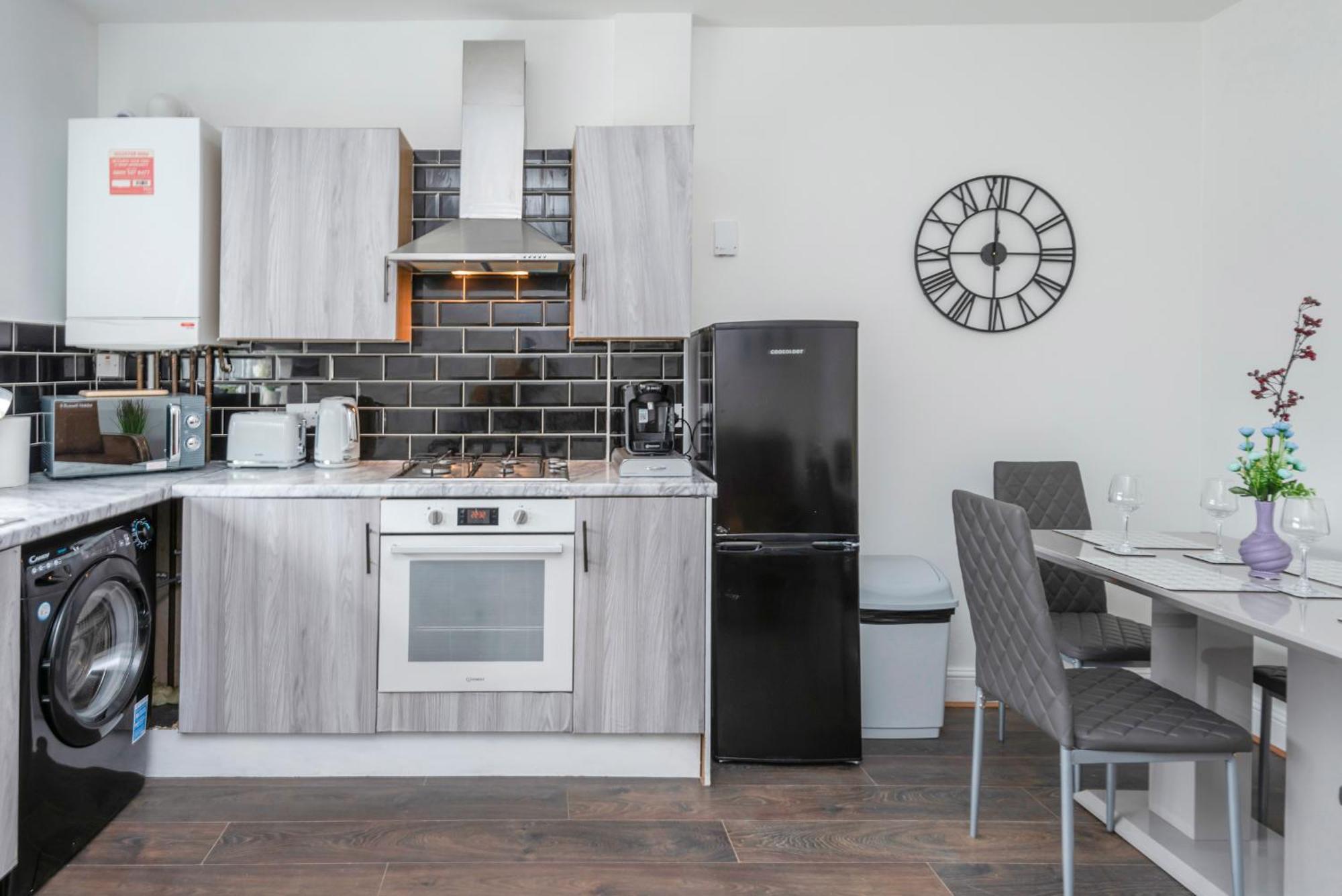 Modern Family Home W/Wi-Fi, Netflix, Self Check-In London Kültér fotó